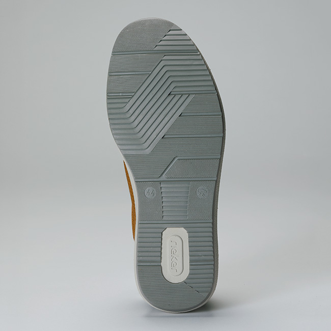 サイドファスナーメッシュ使いスニーカー