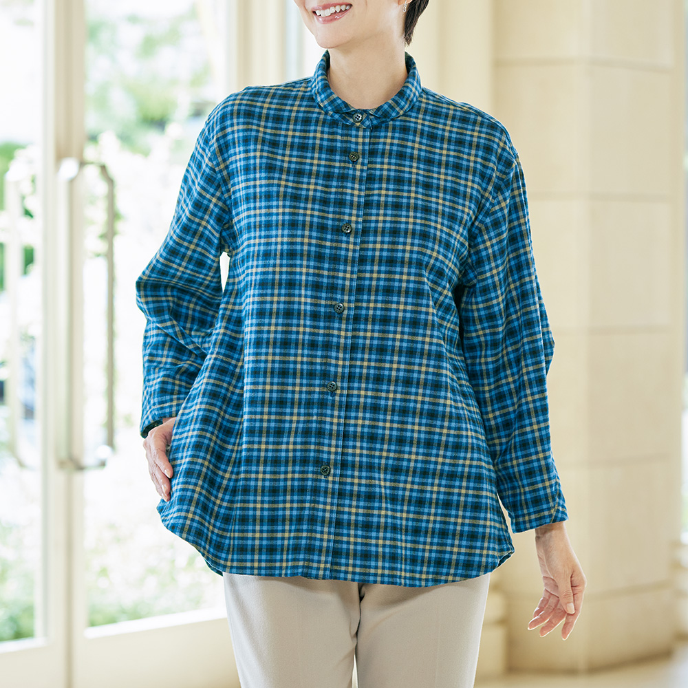 ちび襟ブラウス