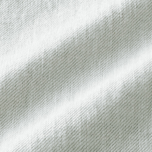 特注生地のホワイトデニムパンツ