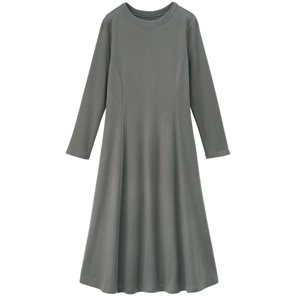 シンプルなウール混ワンピース