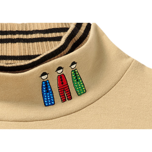 重ね着風ハイネックプルオーバー