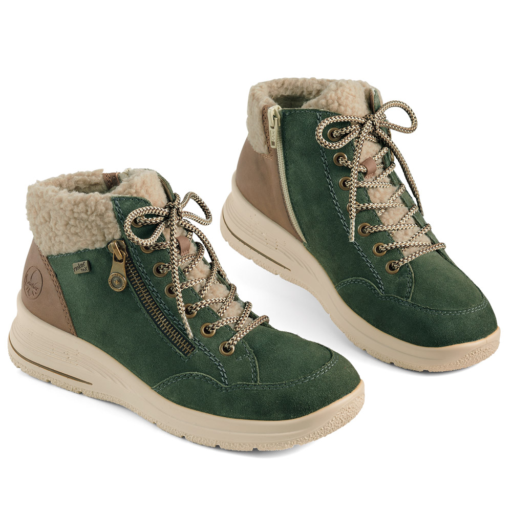 内ボアデザインブーツ