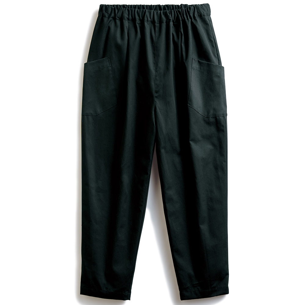 斜めポケットのゆったりパンツ