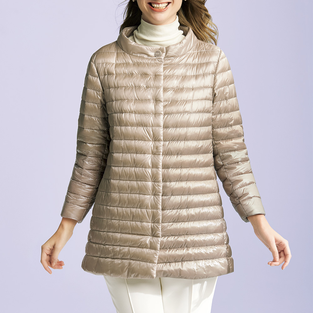 ライトダウンコート