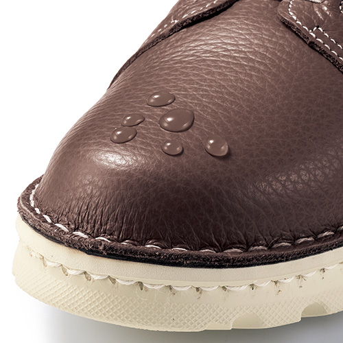 ゴム紐の撥水4Eコンフォートスリップオン