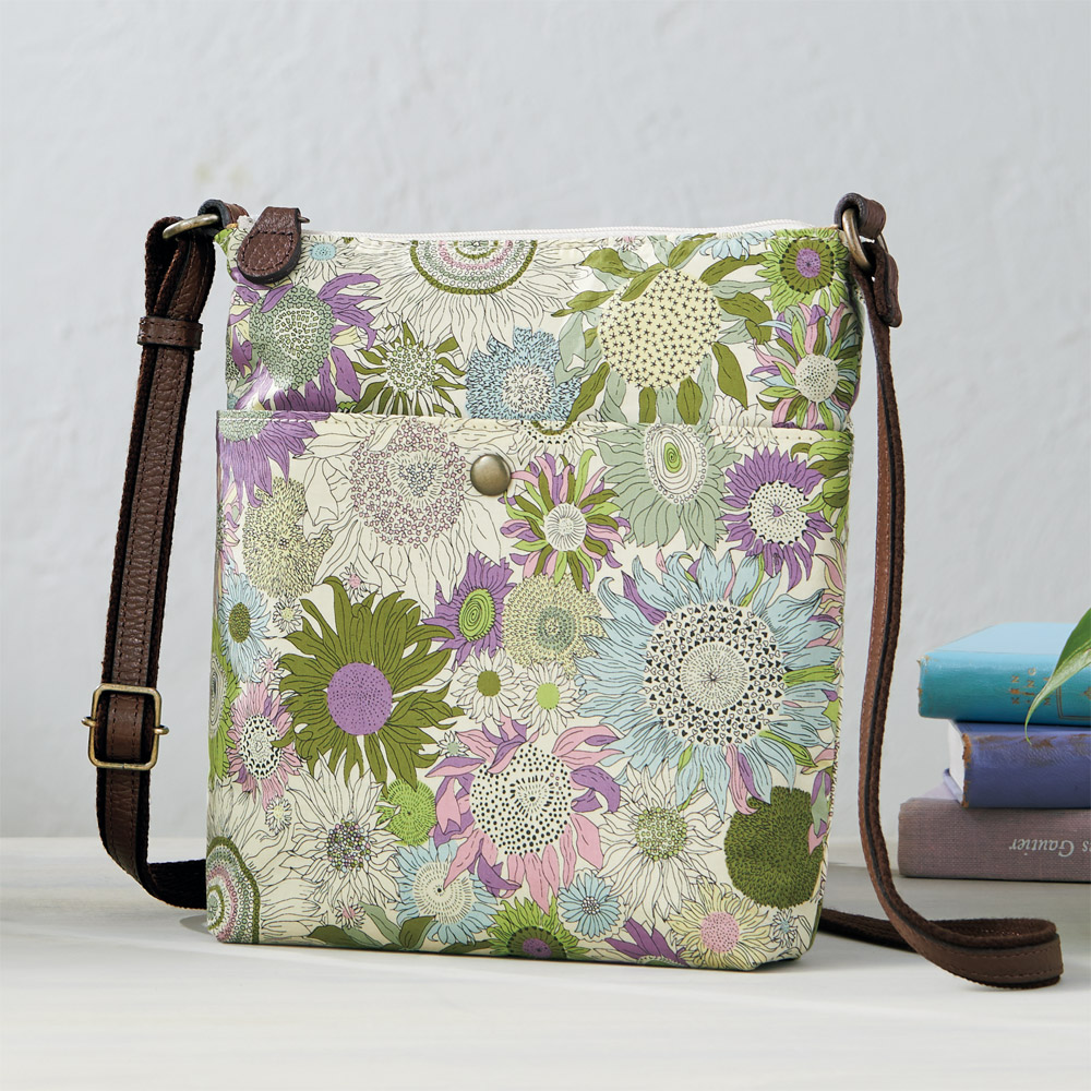 リバティプリント生地で作ったポシェット