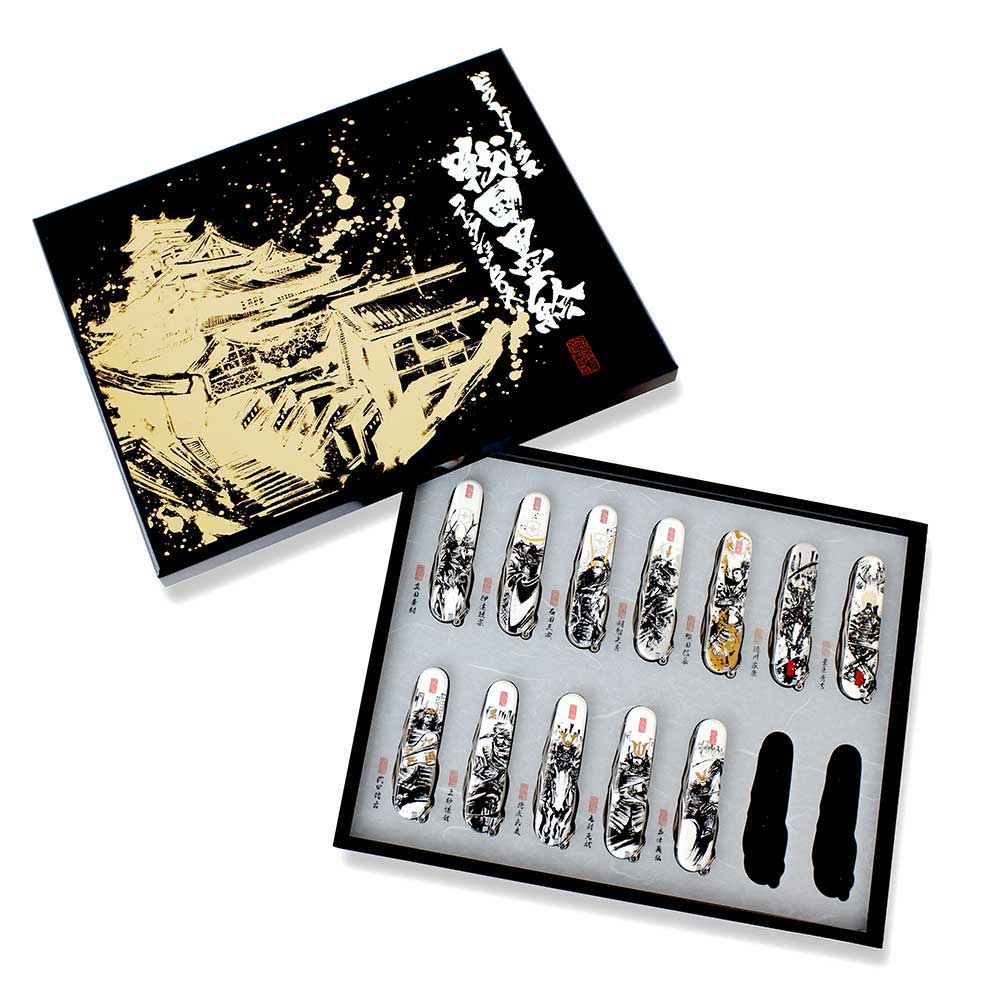 〈ビクトリノックス〉ツールナイフ12本セット／戦国墨絵コレクションボックス