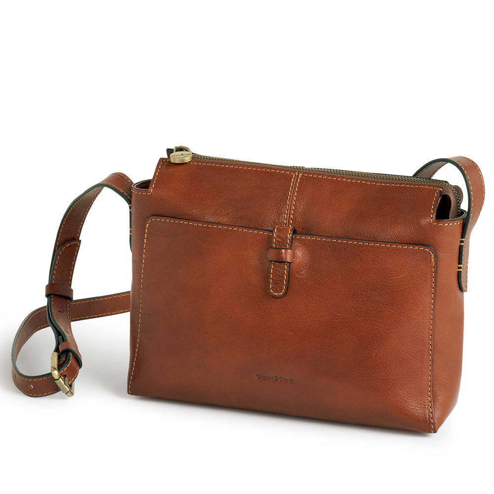 レザーショルダーバッグ