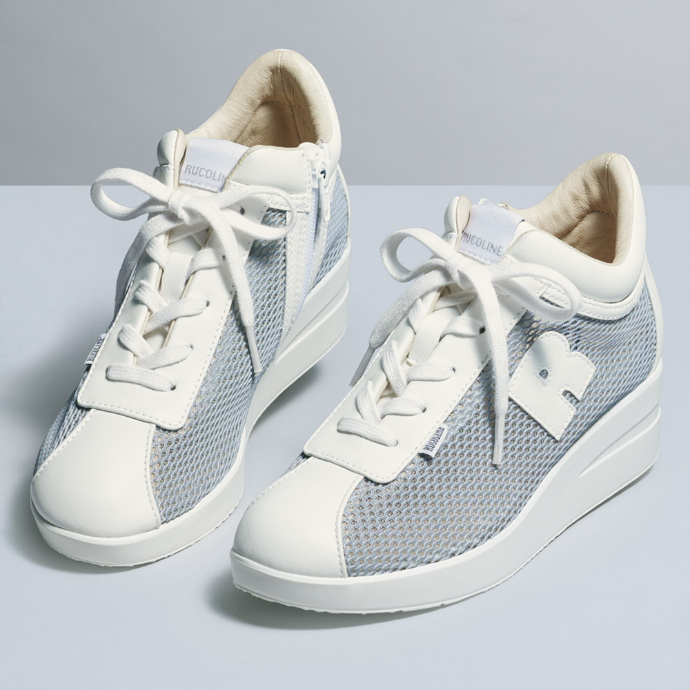 ファスナー付きメッシュスニーカー