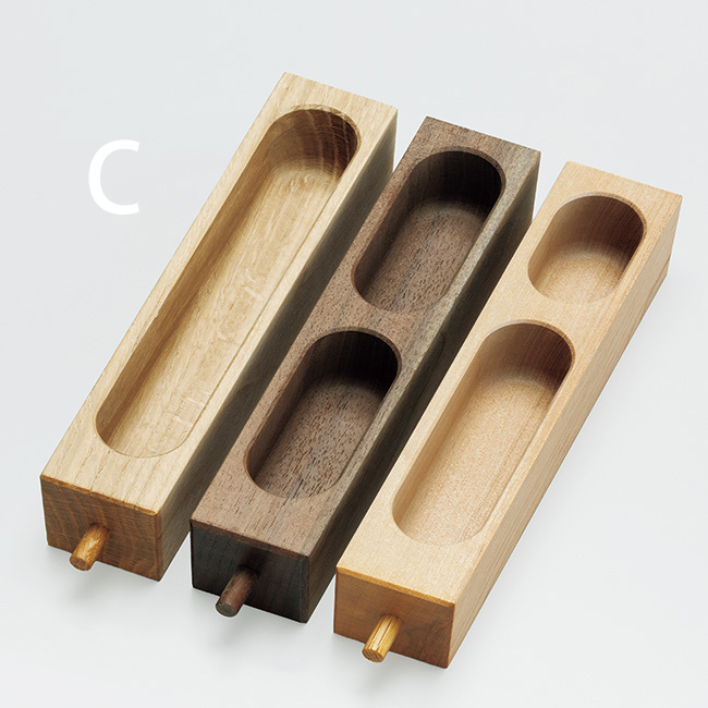 匠工芸 ギルドチェスト／ロータイプ／ウォルナット | ライトアップ