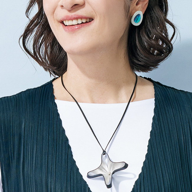 革イヤリング・ピアス/たまご