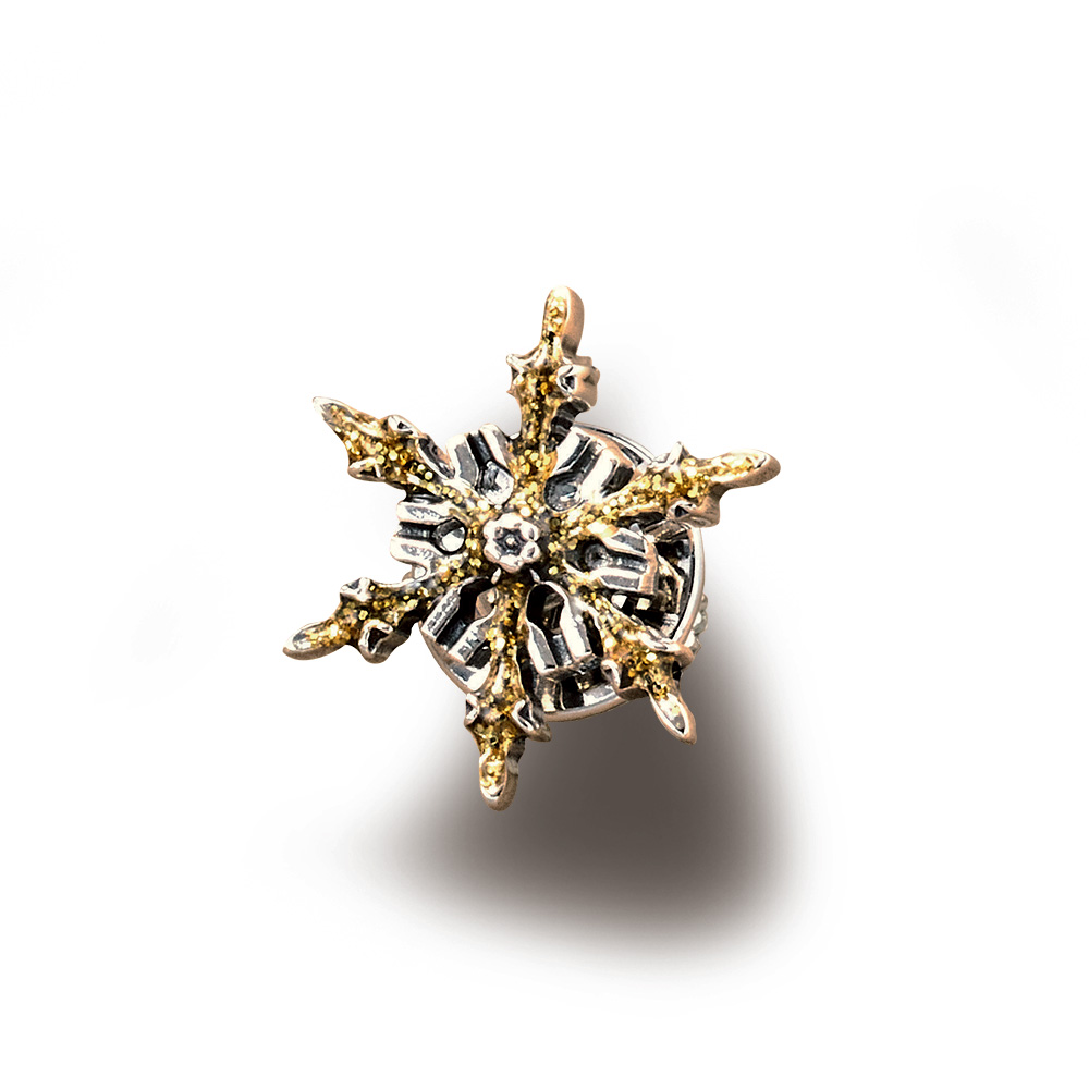 ハンドメイドピンブローチ／雪の結晶