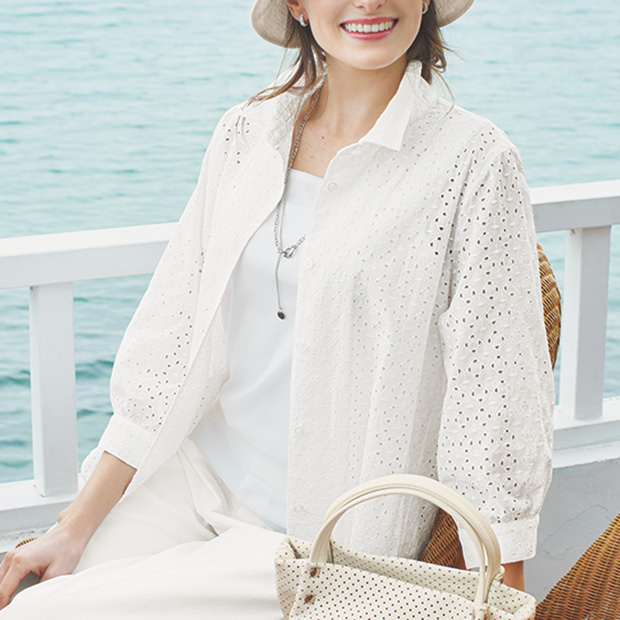 カットワーク刺しゅうコットンブラウス