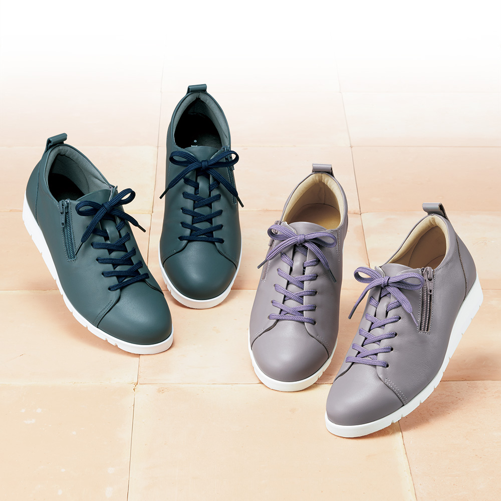 ファスナー付きレザースニーカー