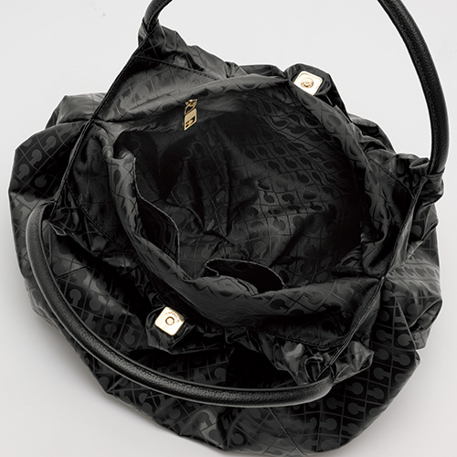 ギャザーデザインバッグ