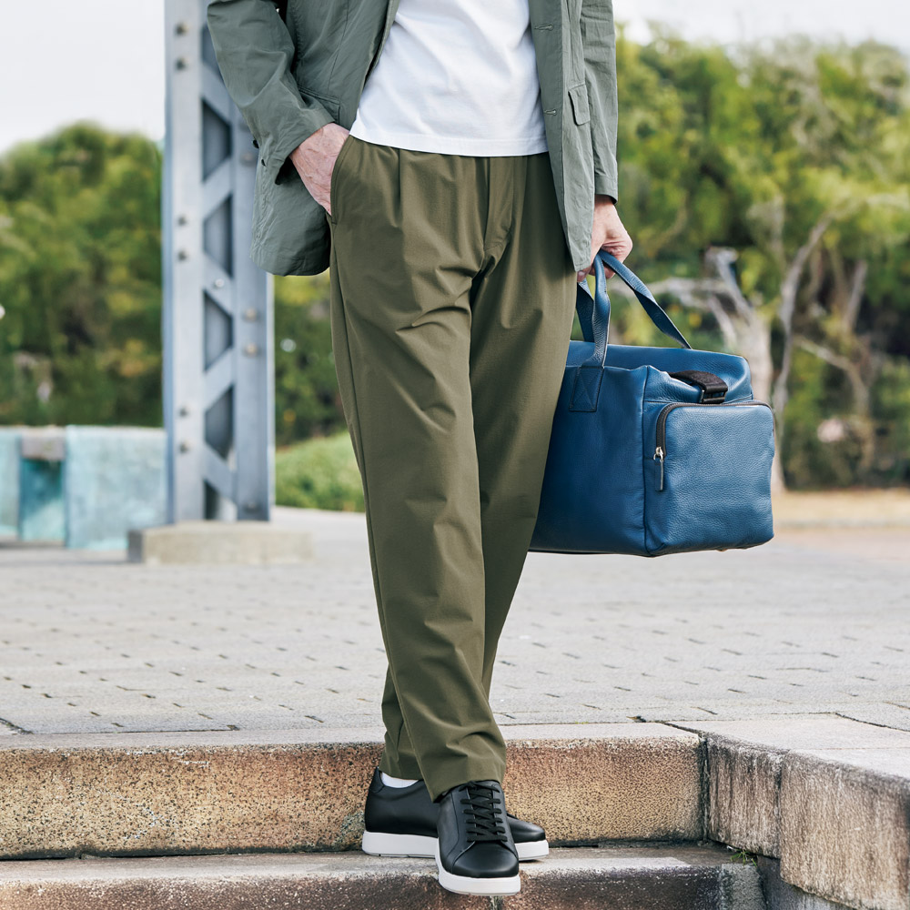 のびのび素材の清涼イージースラックス