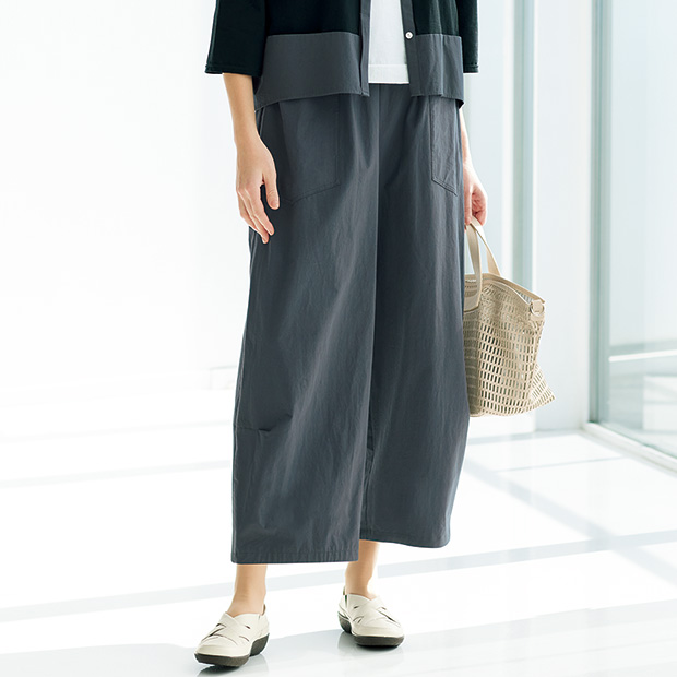 ゆったりコットンパンツ