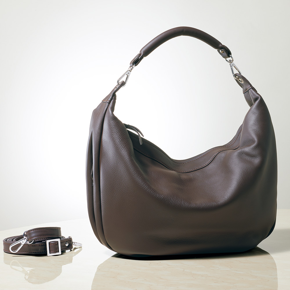 カーフレザーの2ウェイバッグ