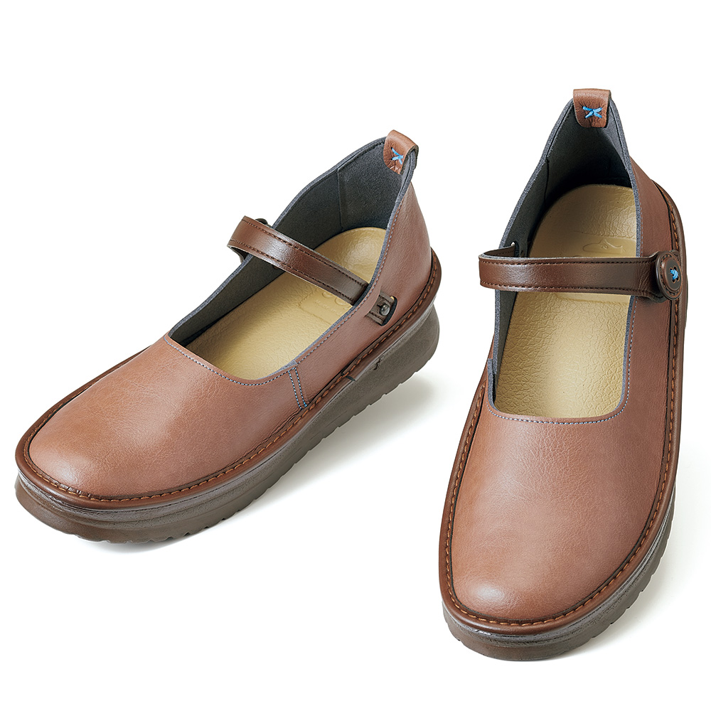 ストラップシューズ