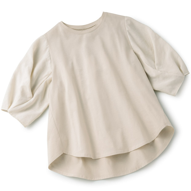 布帛使いプルオーバー