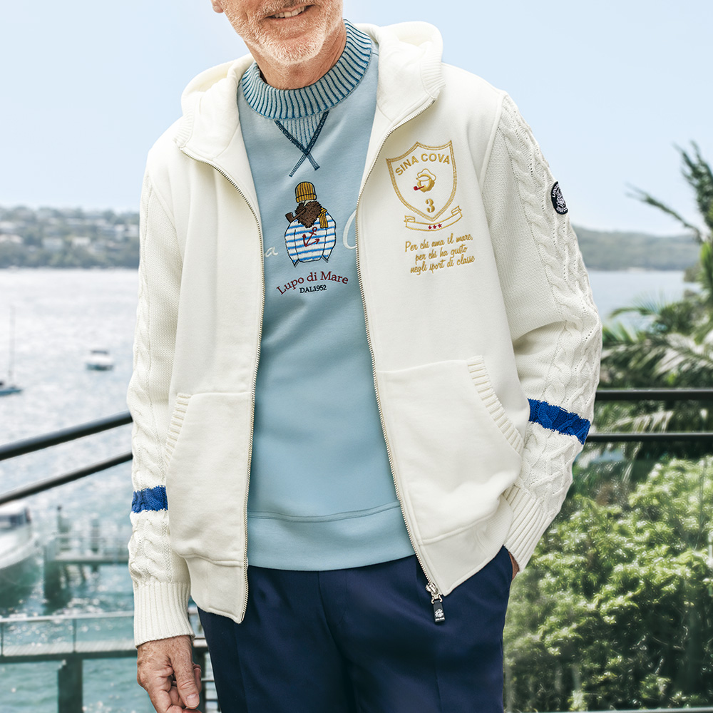 刺しゅう入りモックネックプルオーバー