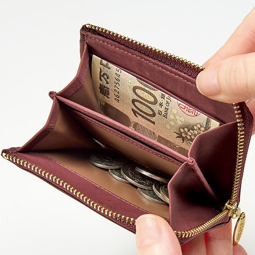 レーニアカーフのコンパクト財布