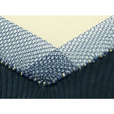 チュール使いのテレコプルオーバー