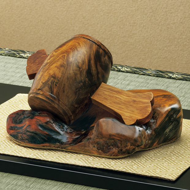 総屋久杉／打ち出の小槌