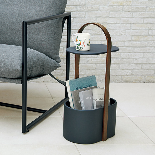 ストレージテーブル