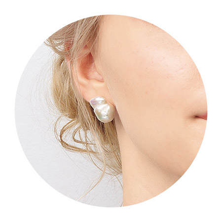 オイスターシェイプ･淡水バロックパールピアス