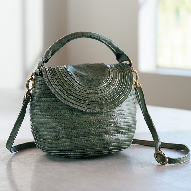 デザインショルダーバッグ