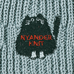 猫耳ニットキャップ