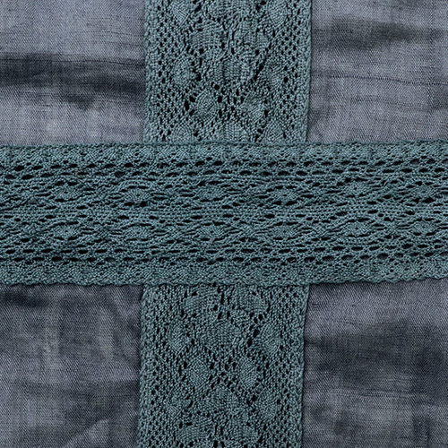 レースリボンシアーラミーベスト