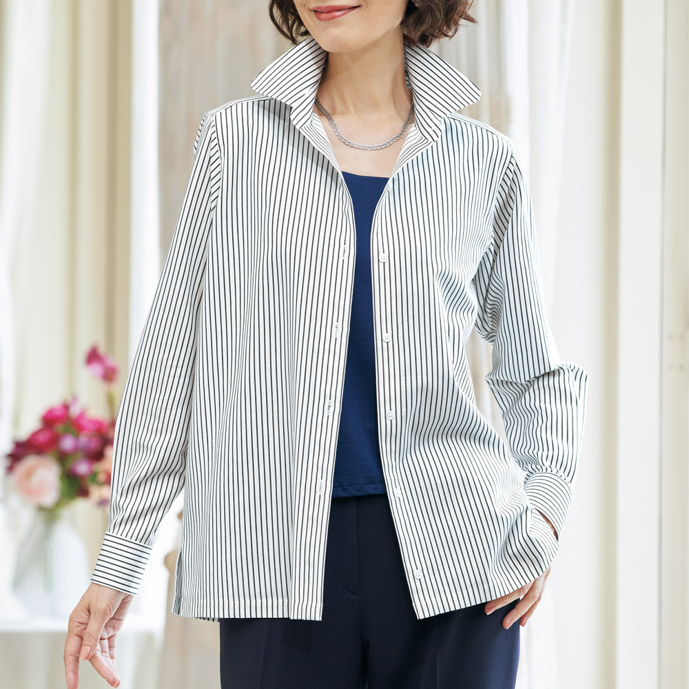 ラウンドカラーのカシミヤ混シャツ