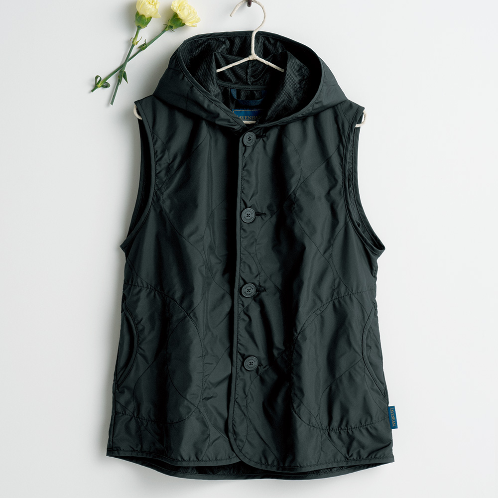 フーデットキルティングメッシュジレ