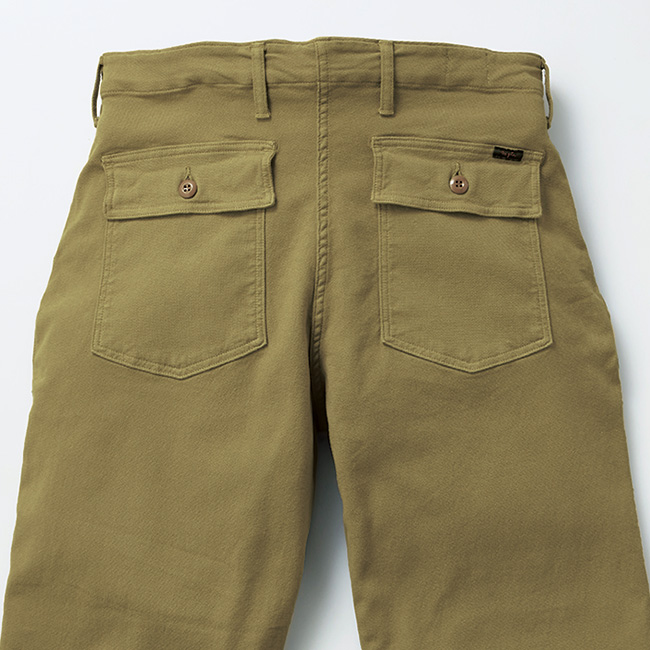 ハイパワーストレッチダック・ベイカーパンツ