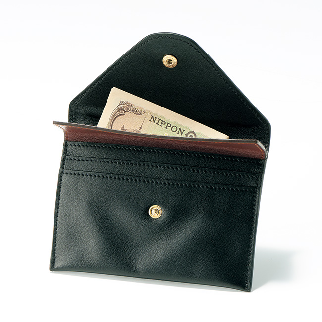 仕分け上手なカーフレザーウォレット