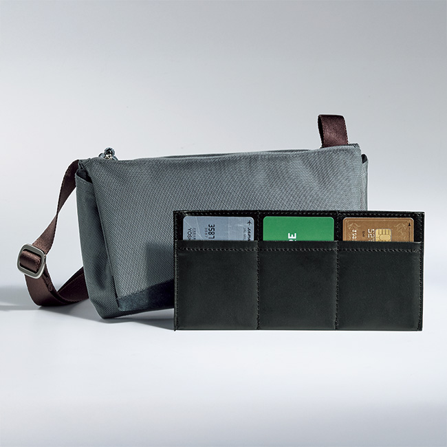 整理上手なスマートサコッシュ