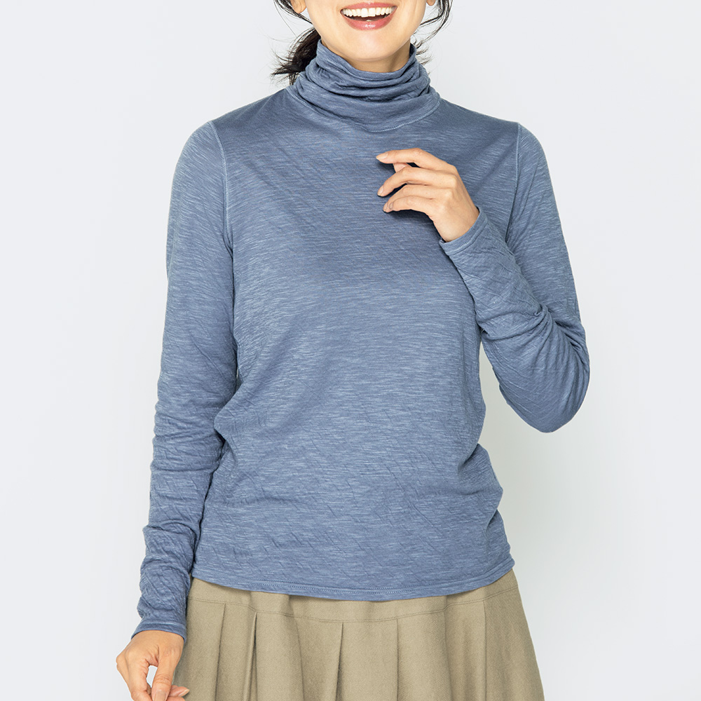 二重天竺タートルネック