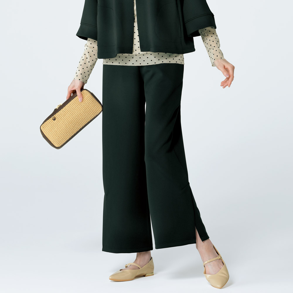 ベント入りセミワイドパンツ