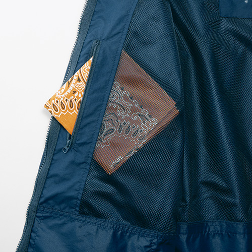 ヴァーレ・リファインドジャケット