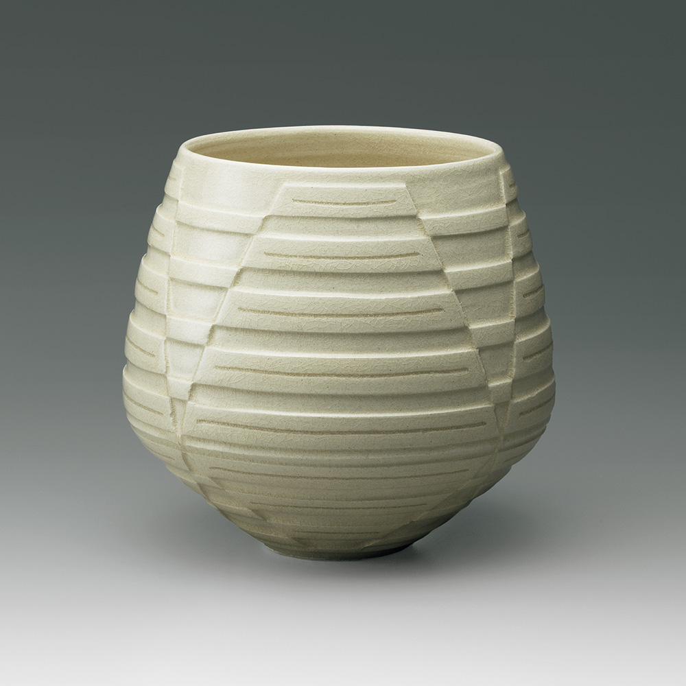 苗代川白彫文壺