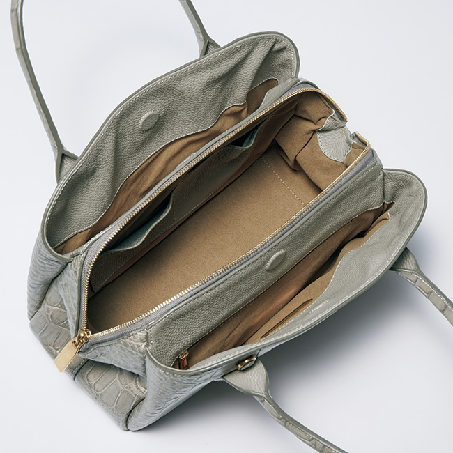 本ワニ革ハンドバッグ