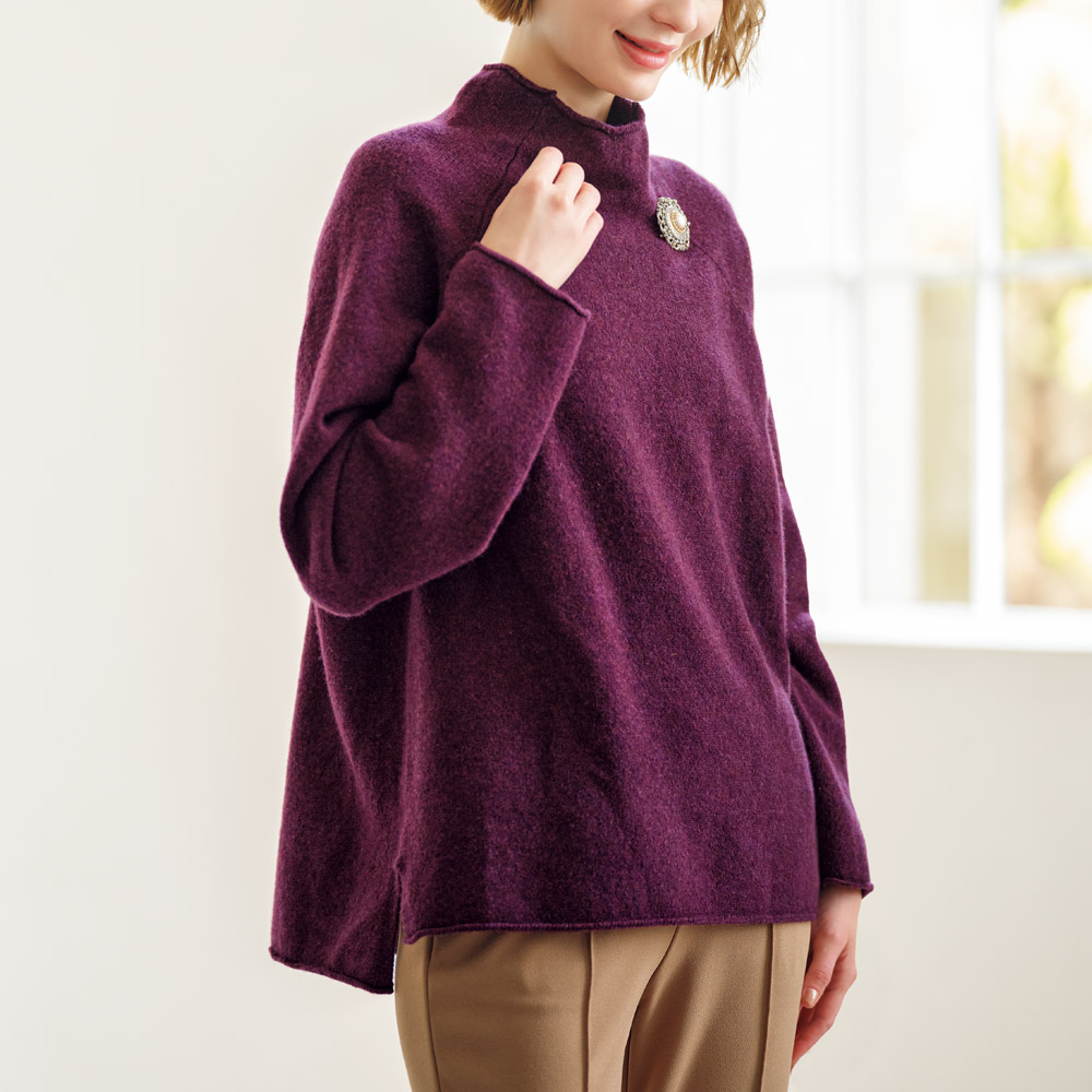 ボトルネックプルオーバー