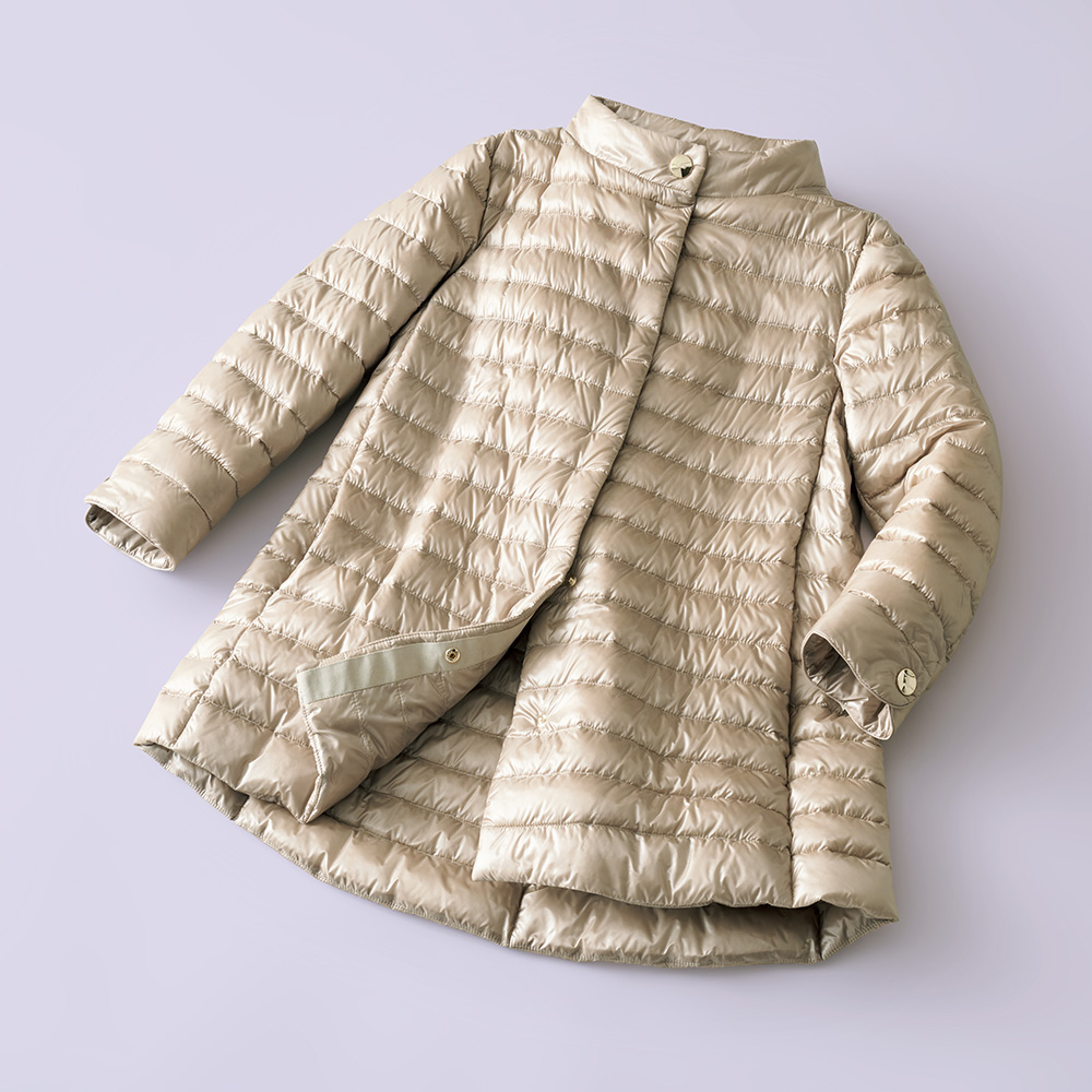 ライトダウンコート