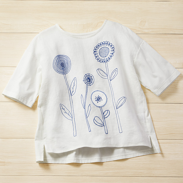 花刺しゅうのプルオーバー