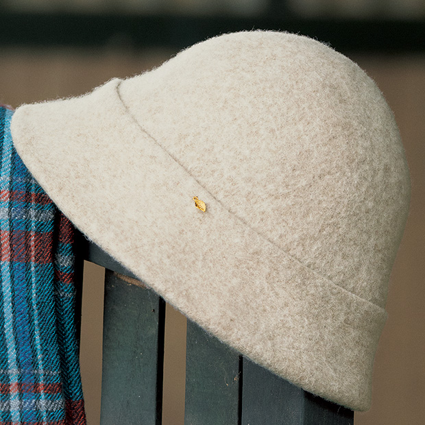 ウール混のバスクハット