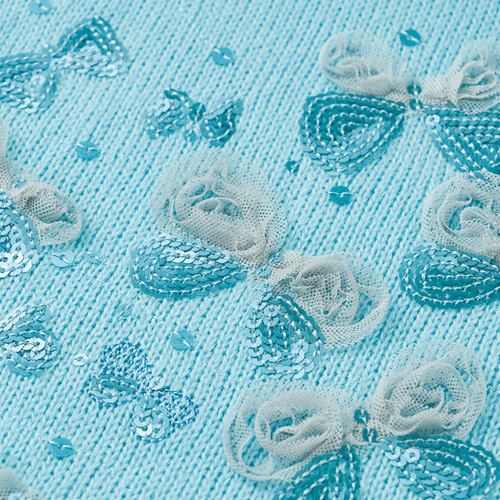 モチーフ刺しゅうハイネックプルオーバー