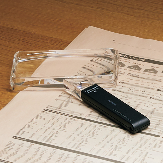 角型ハンドルーペ／1.85倍