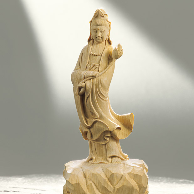 手彫り／聖観音菩薩像